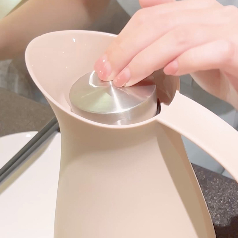 Vacuum-insulated flask with a  - Vacuum Insulated Flask review and price